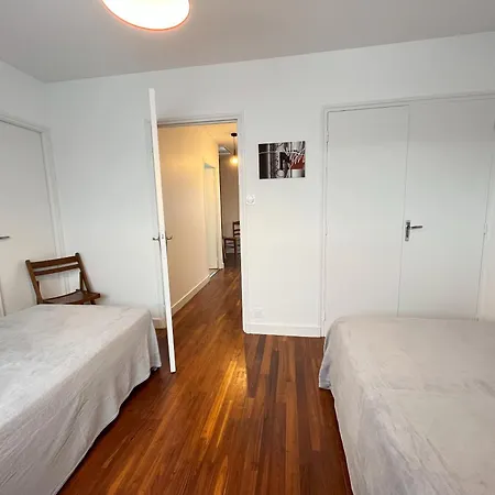 Maison Renovee 4 Chambres, Spacieuse Pour 8 Personnes Sibiril