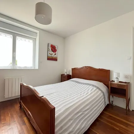 Maison Renovee 4 Chambres, Spacieuse Pour 8 Personnes Sibiril