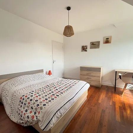Prázdninový dům Maison Renovee 4 Chambres, Spacieuse Pour 8 Personnes